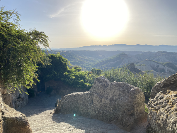 Sunny Civita-di-Bagnoregio-